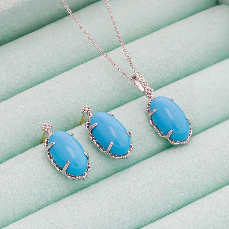 9K Vintage Oval Synthetic Turquoise Necklace | Retro-Inspired Elegant Pendant, Timeless & Unique Statement Jewelry for Women, Perfect for Layering & Gifting