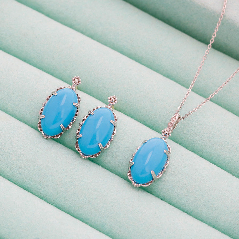 9K Vintage Oval Synthetic Turquoise Necklace | Retro-Inspired Elegant Pendant, Timeless & Unique Statement Jewelry for Women, Perfect for Layering & Gifting