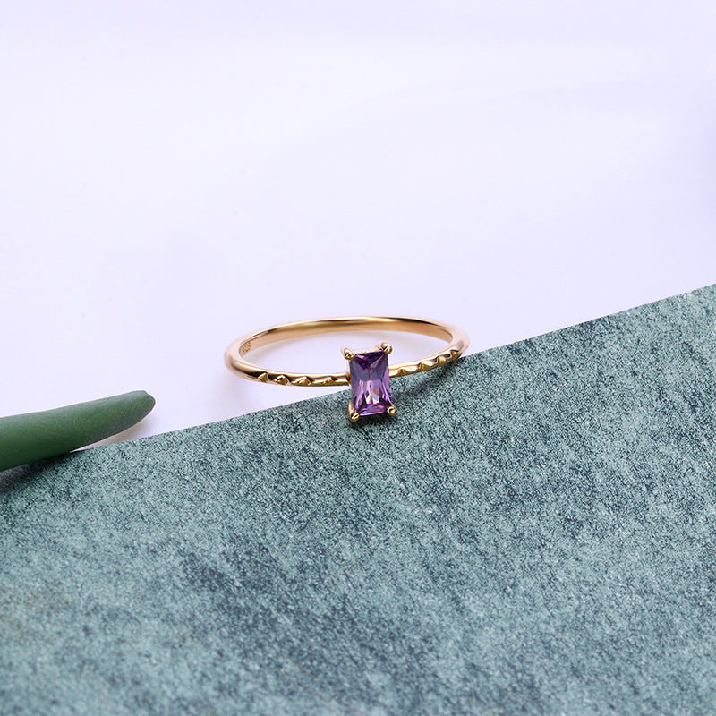 9K Gold Vintage Rectangular Light Purple Zircon Ring